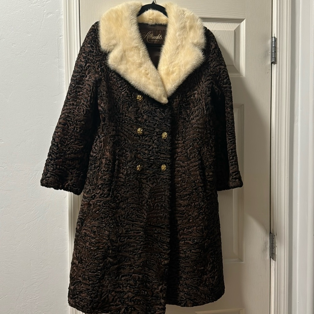 Absolutely stunning fur coat!